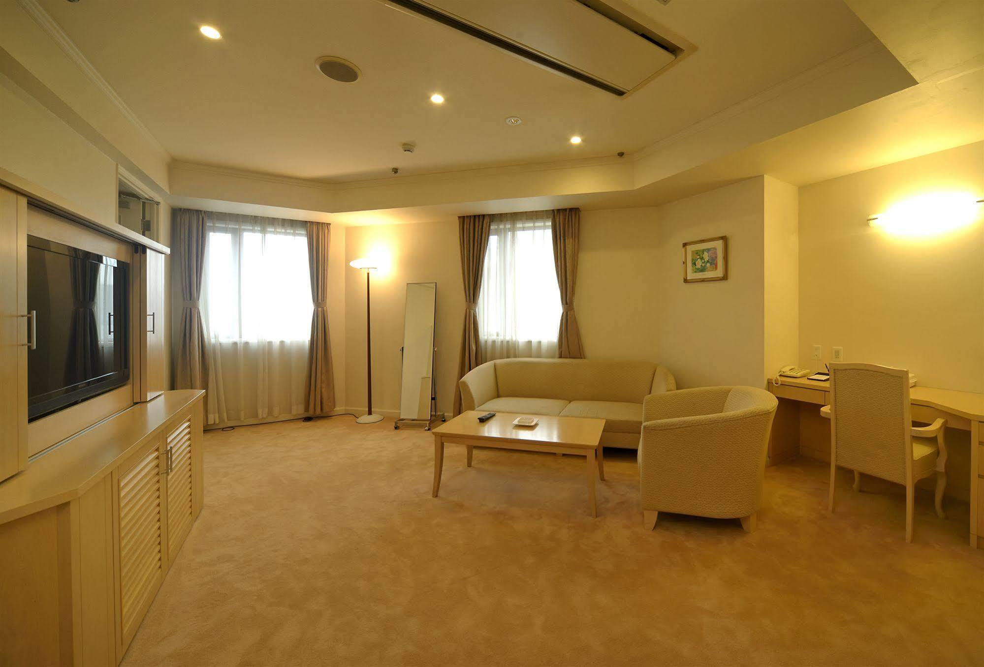 Amami Sunplaza Hotel Exterior foto